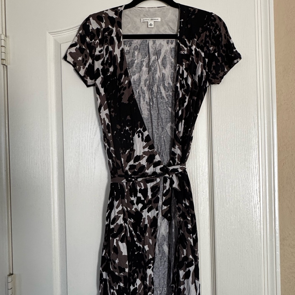 Banana Republic Monochrome Dress